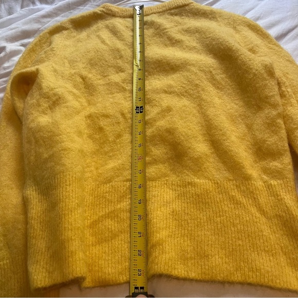 H&M Women’s Yellow Sweater Acrylic Alpaca Wool Crewneck Pullover Medium - Picture 12 of 12
